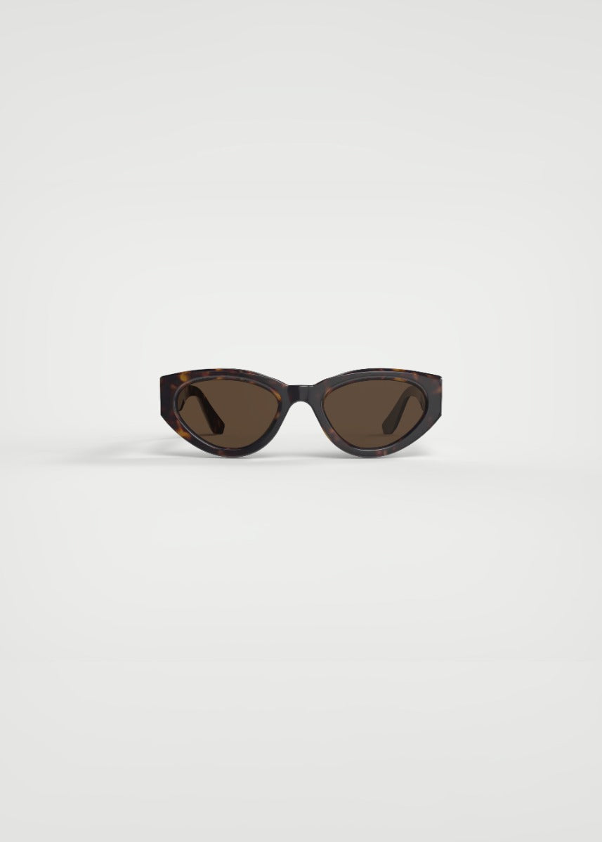 Chimi 06 Core cat-eye sunglasses