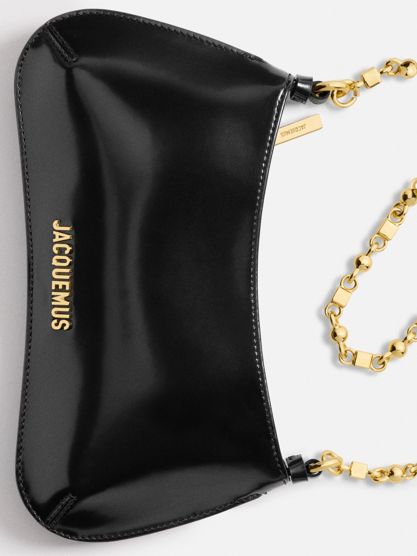 Le Bisou Chaine patent leather red bag