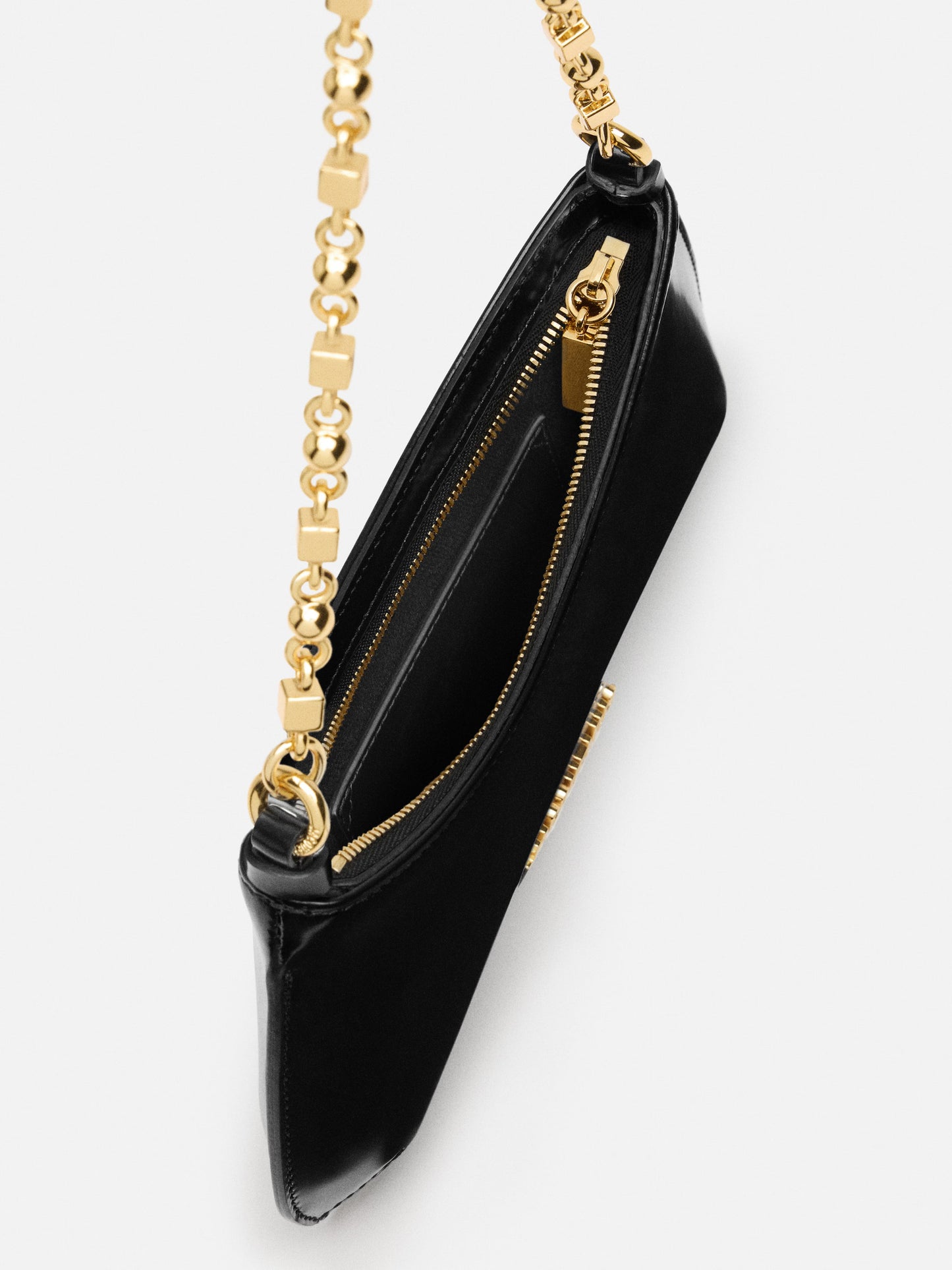 Le Bisou Chaine patent leather red bag