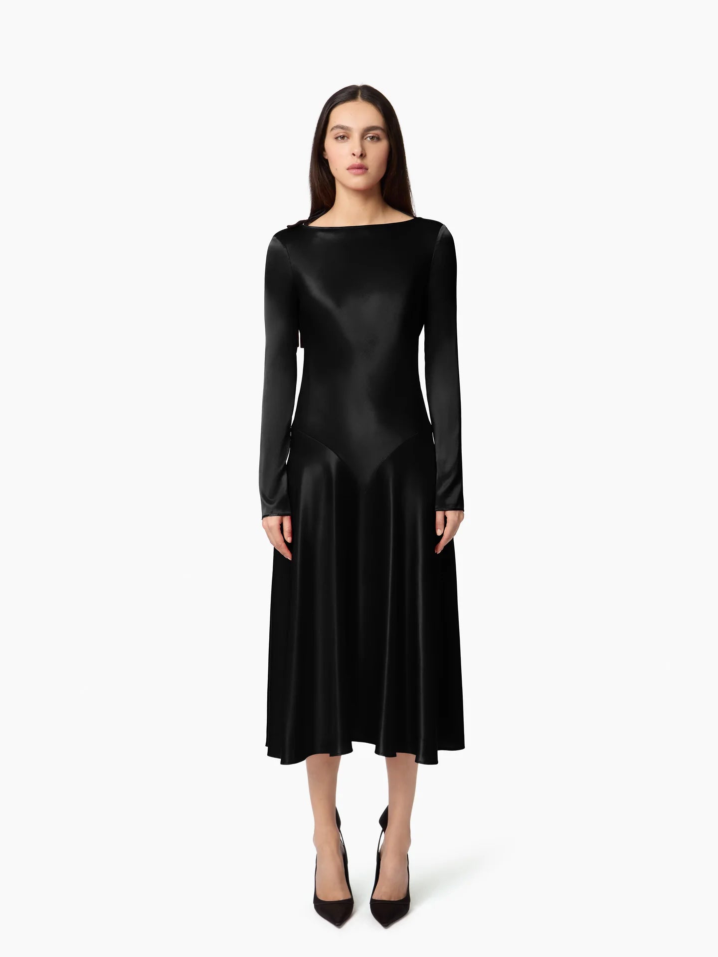 BACKLESS & LONG SLEEVES MIDI DRESS IN SATIN