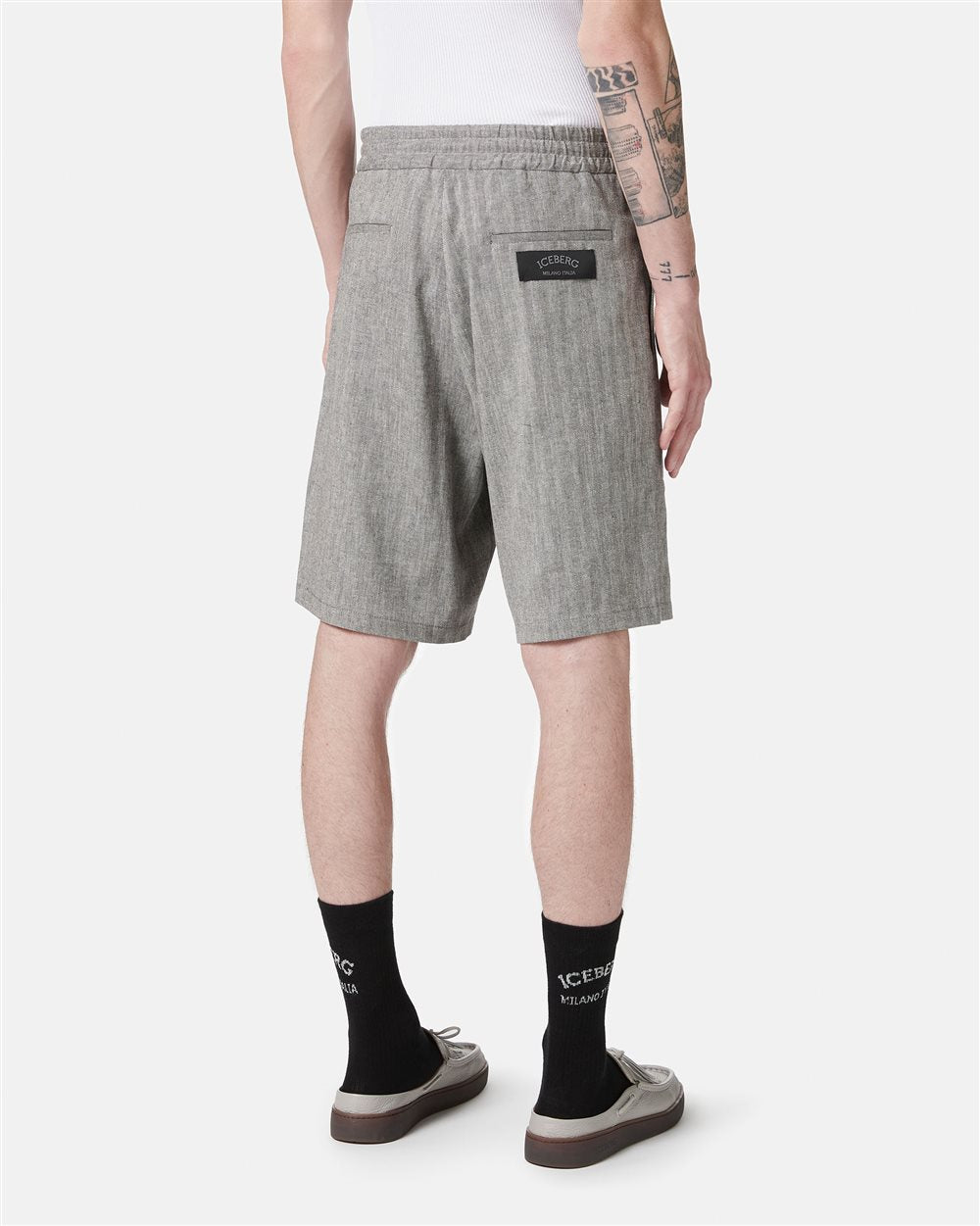 Woven Knee Pant