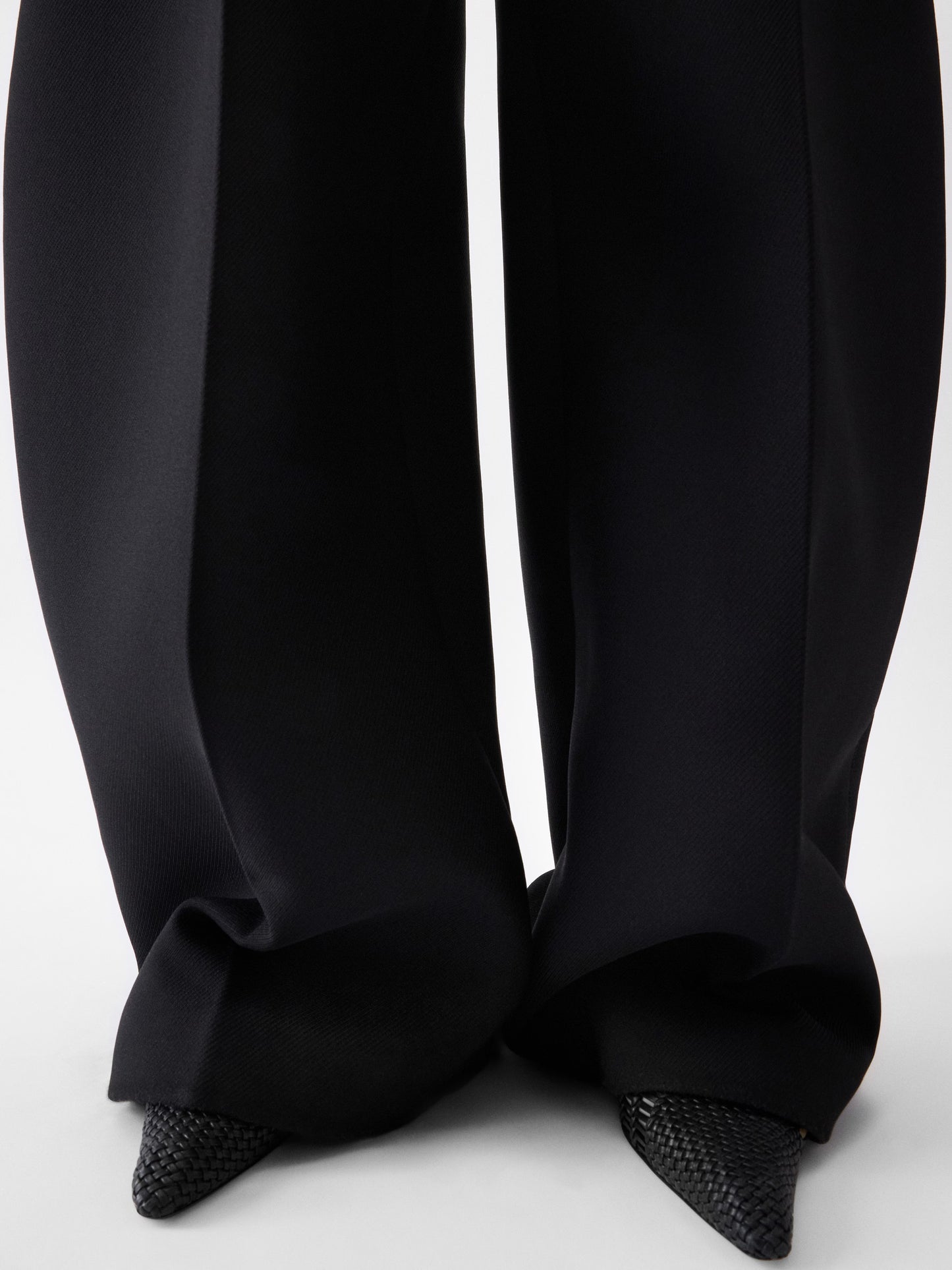 The wide Ovalo pants