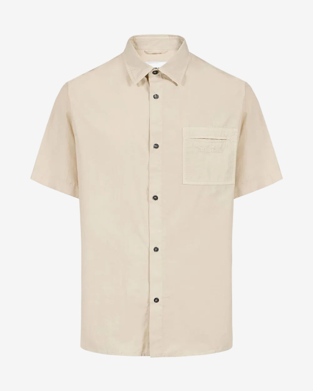 Beige short-sleeved shirt in garment-dyed parachute fabric