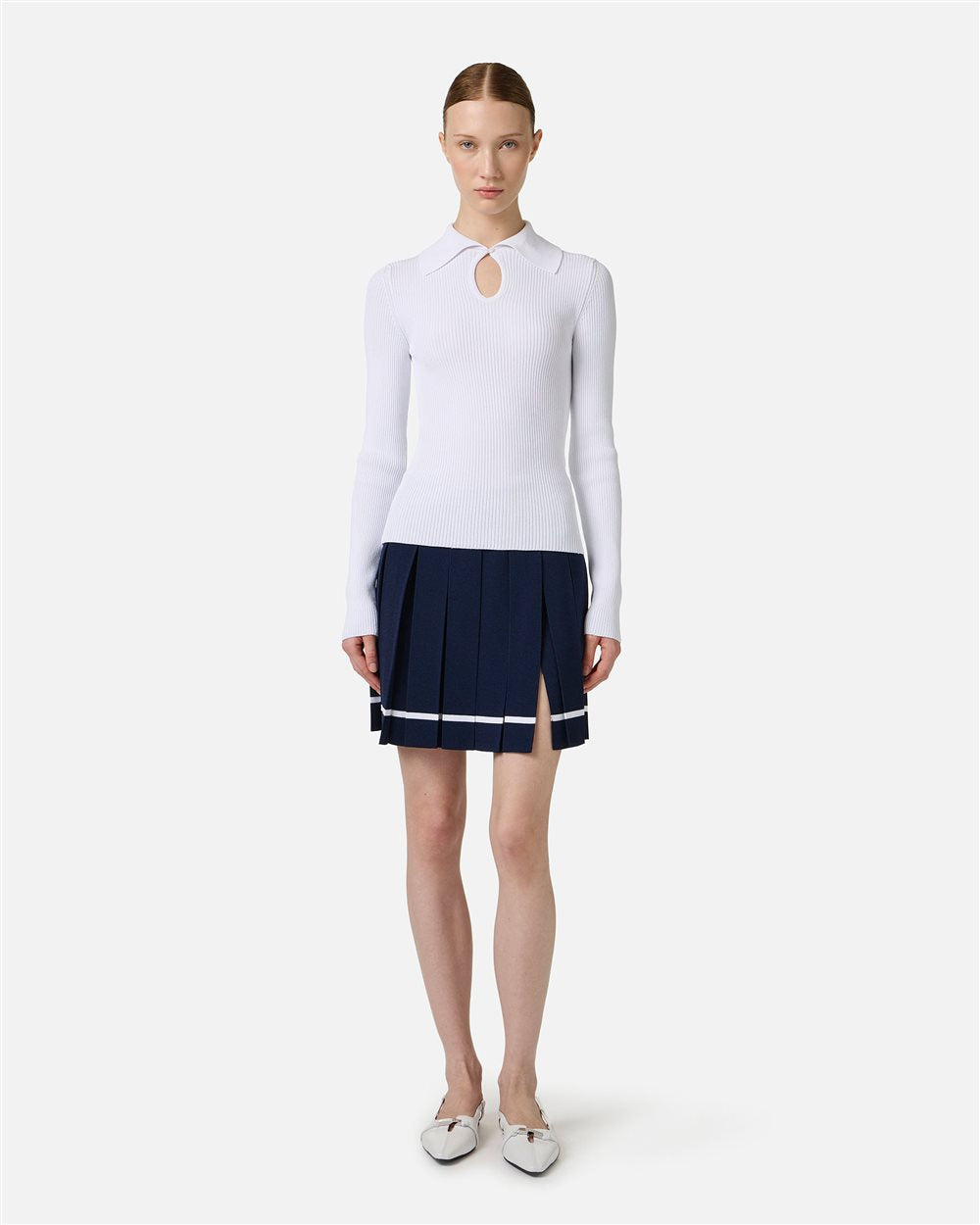 Classic blue mini skirt in viscose blend with slit