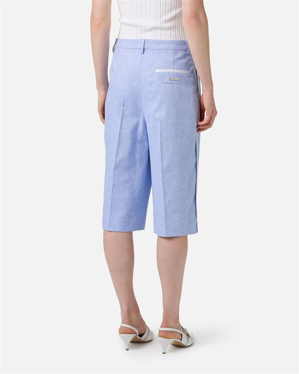 Light blue regular fit Bermuda shorts in diagonal linen-blend fabric