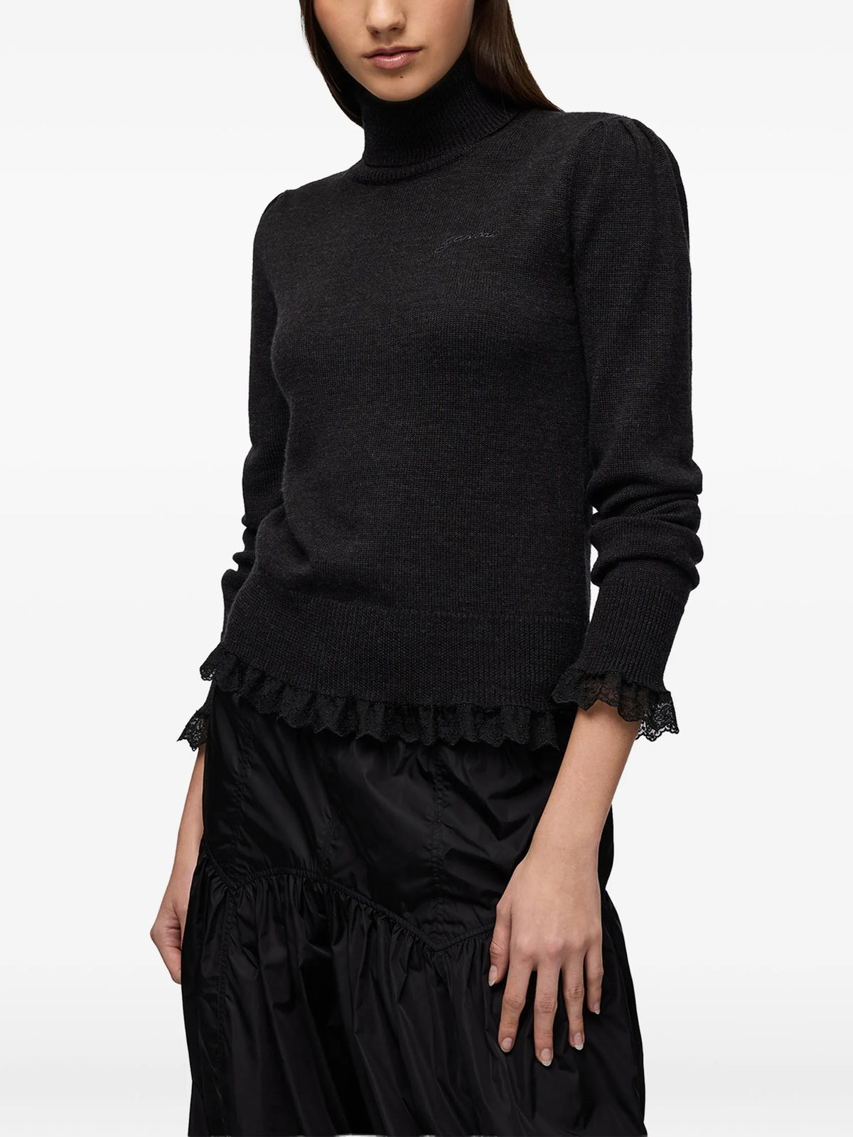 Merino Turtleneck w lace details