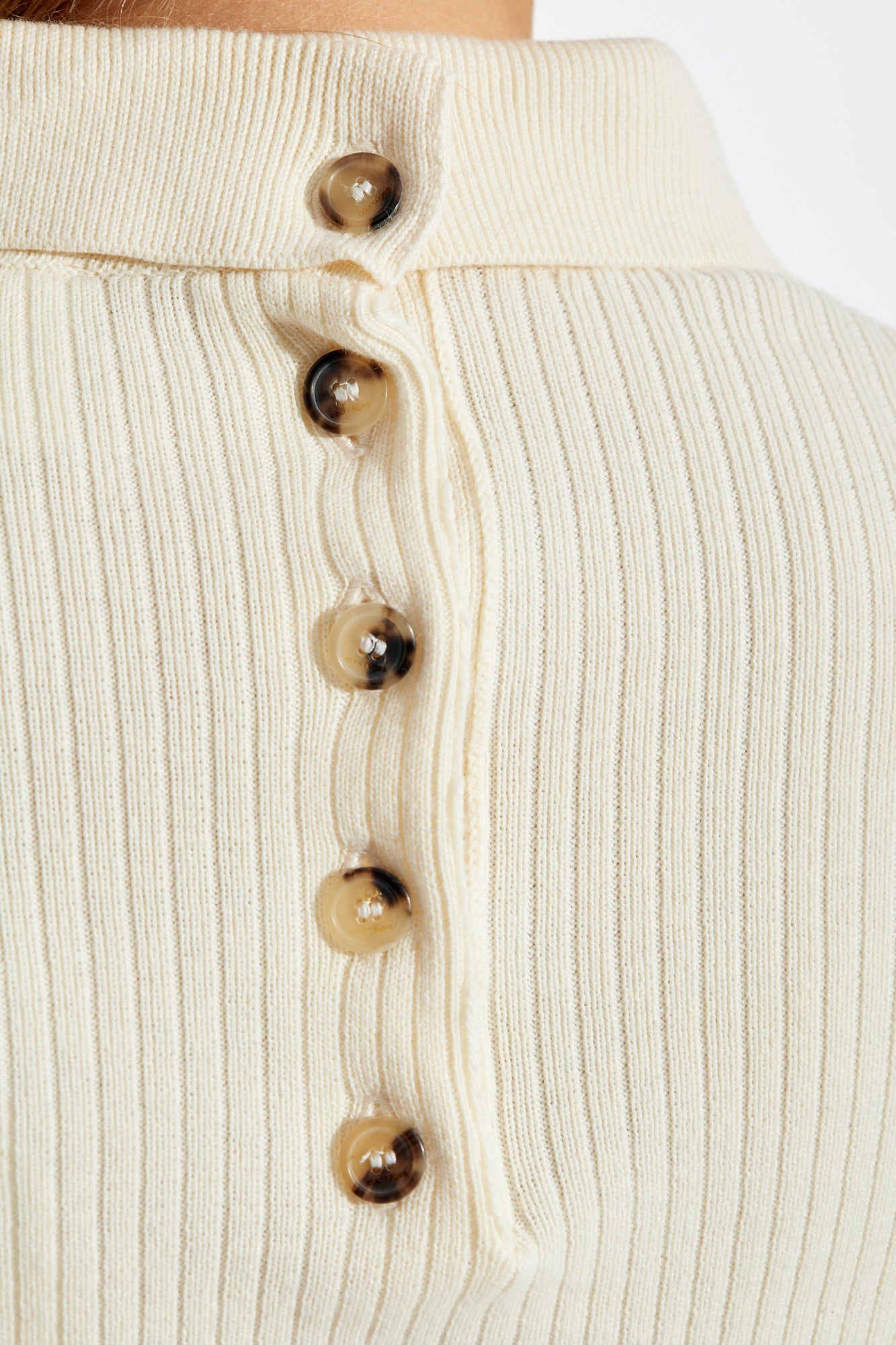 POLO MULTI-BUTTONS LIGHT WOOL