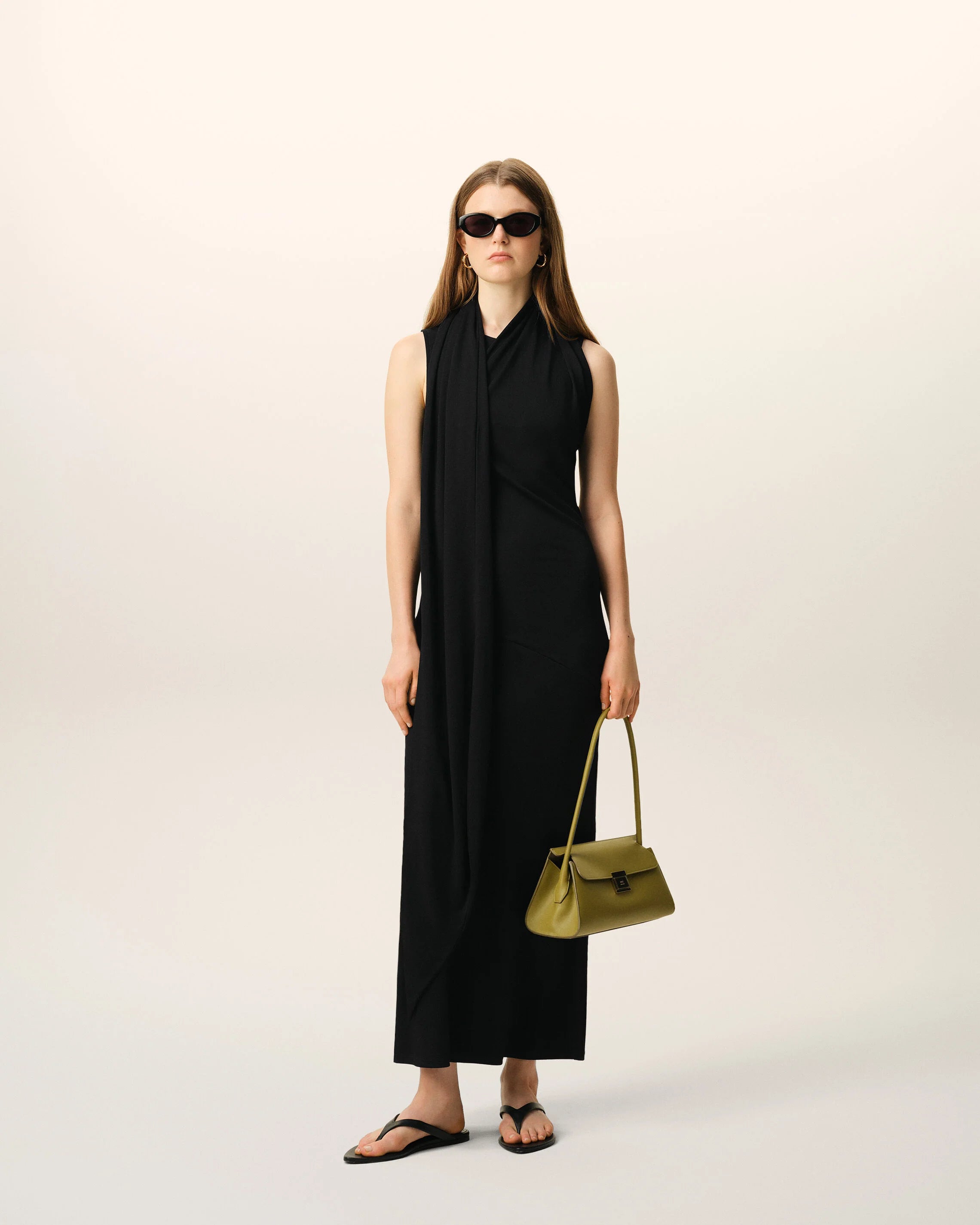 Long sleeveless lavaliere dress in crepe jersey