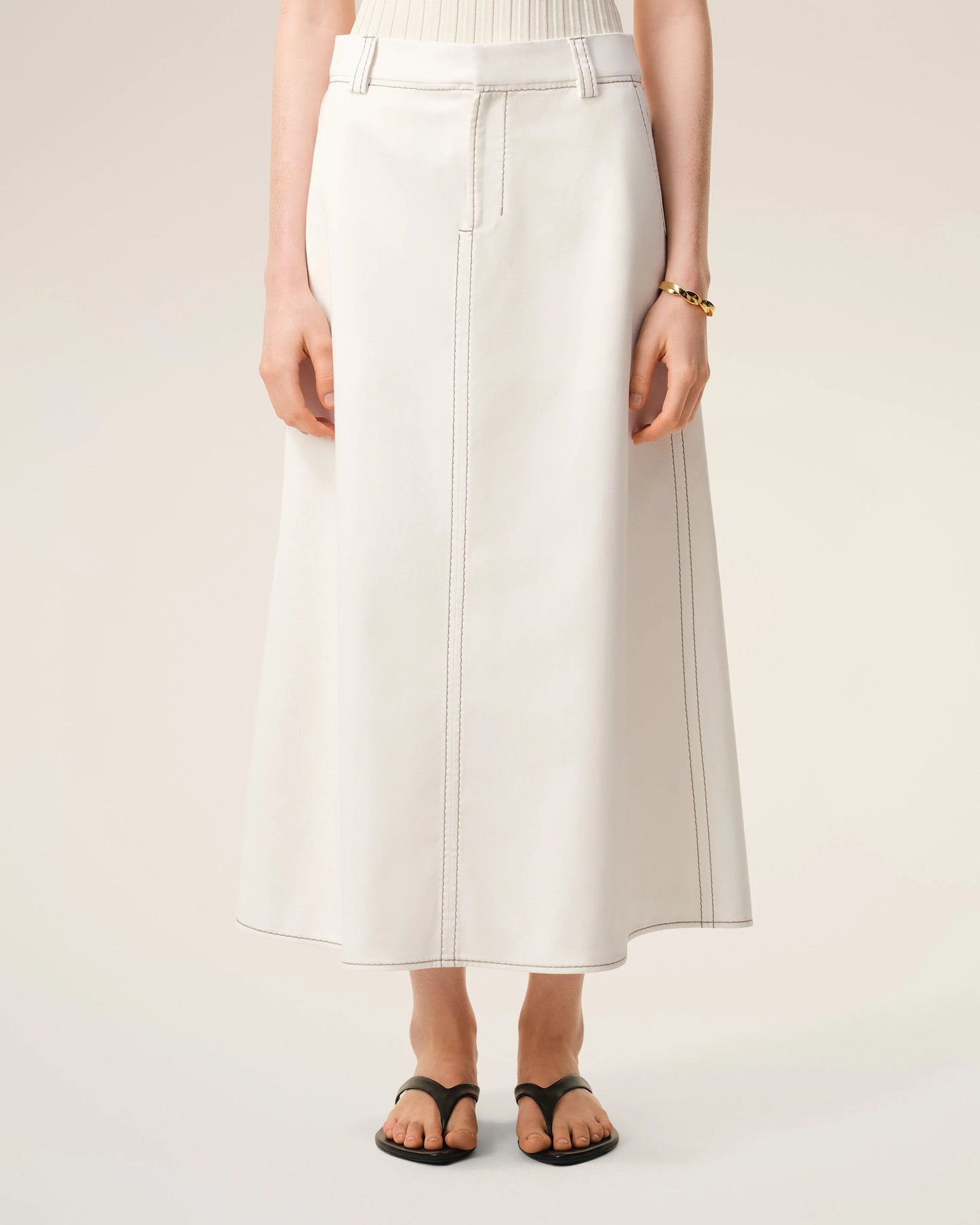 Long trapeze skirt in light cotton gabardine