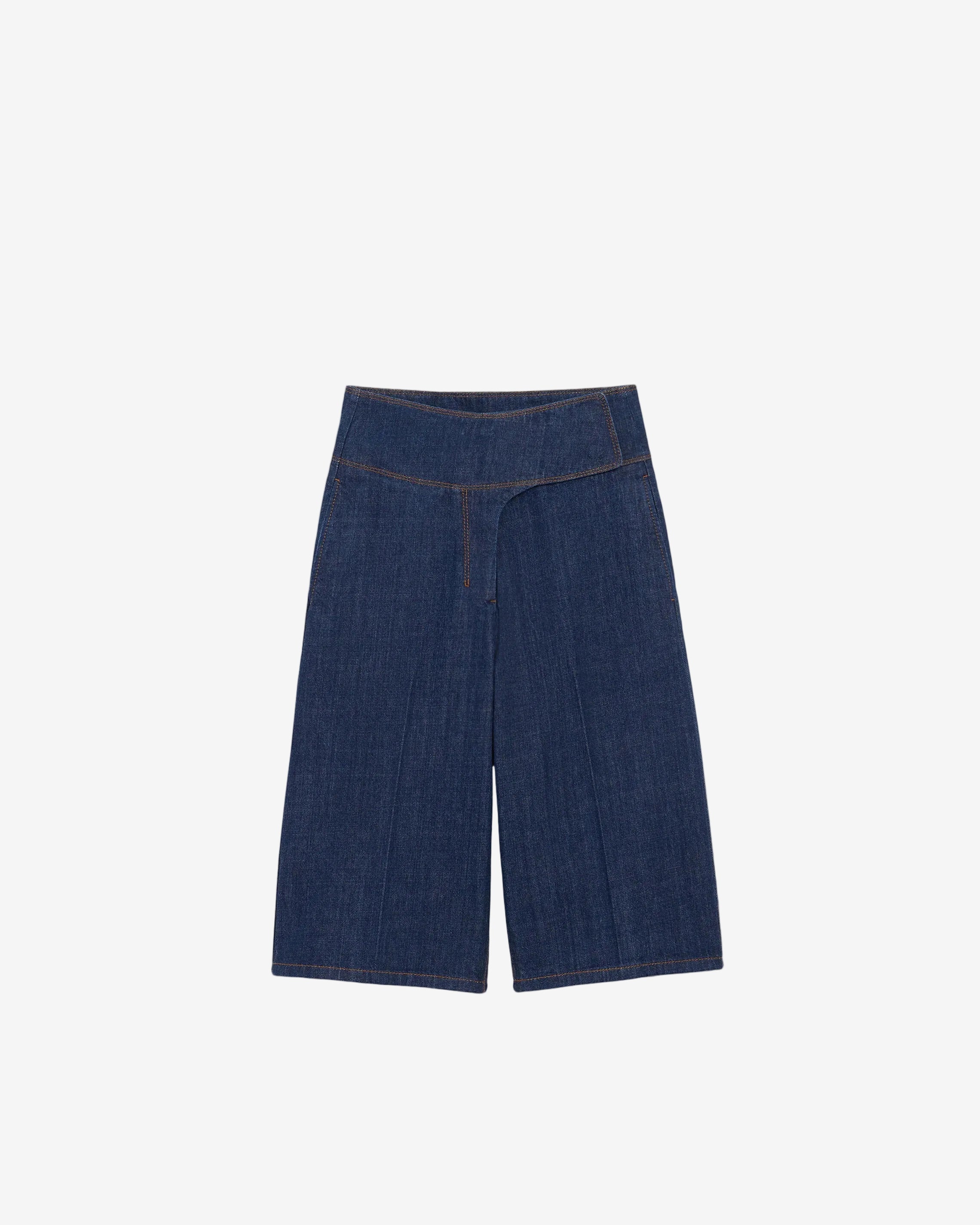 Wrapped Belted Bermuda Shorts