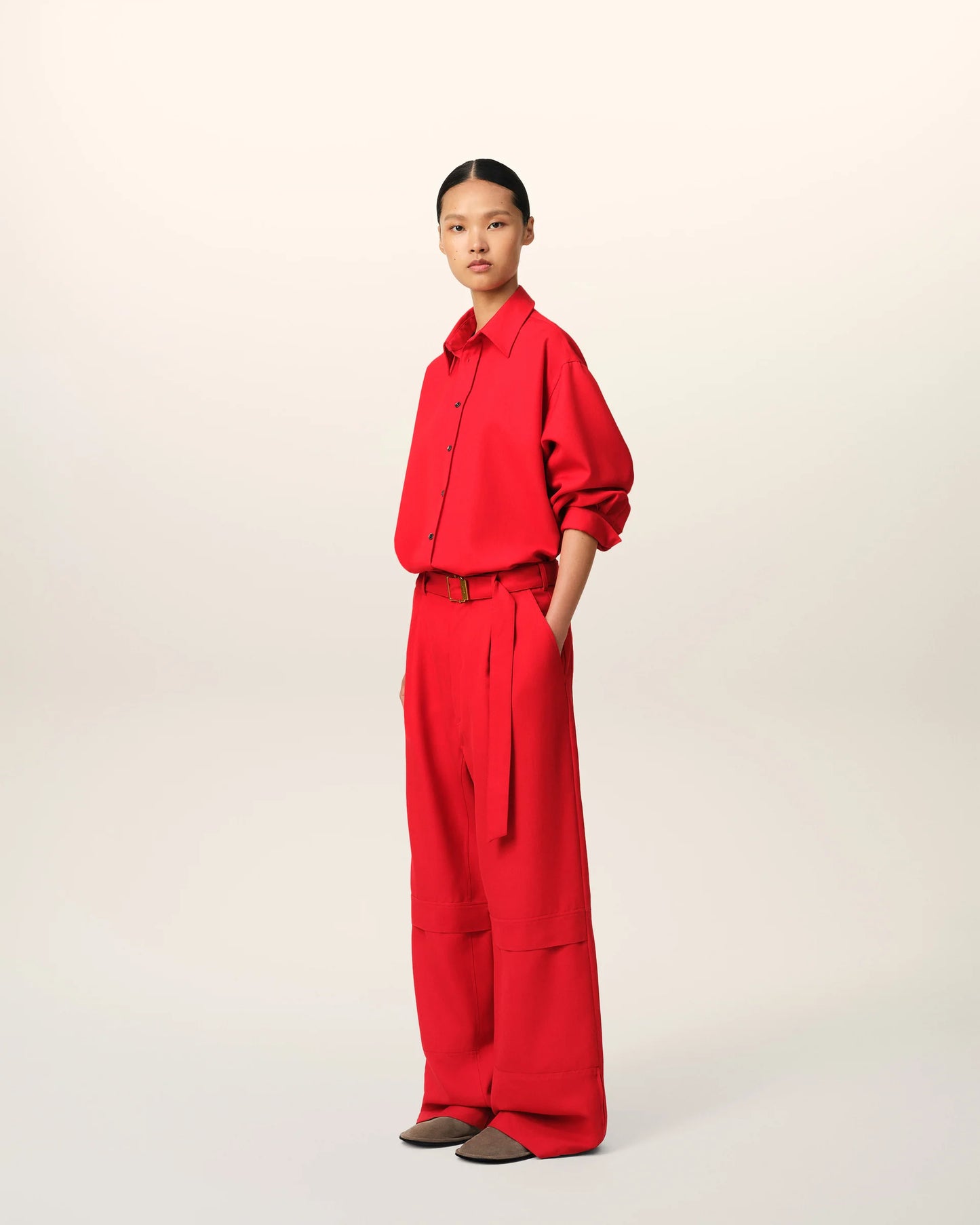 Cargo trousers in fluid wool canvas