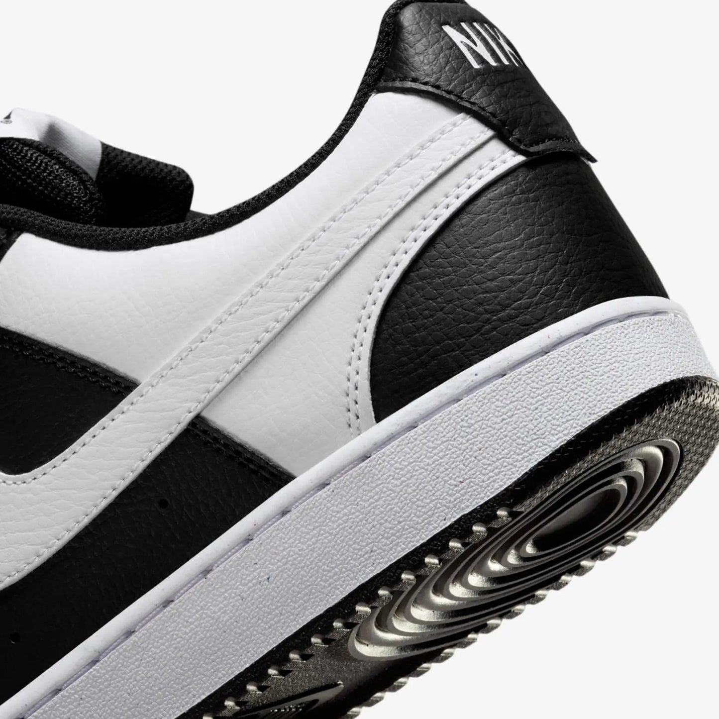 Sport Shoes NIKE COURT VISION LOW