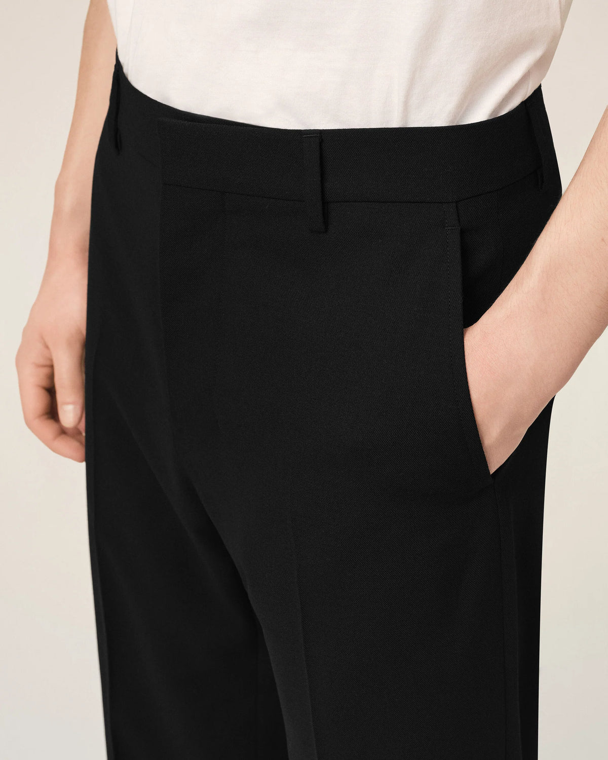 Parisian fit trousers in cotton gabardine