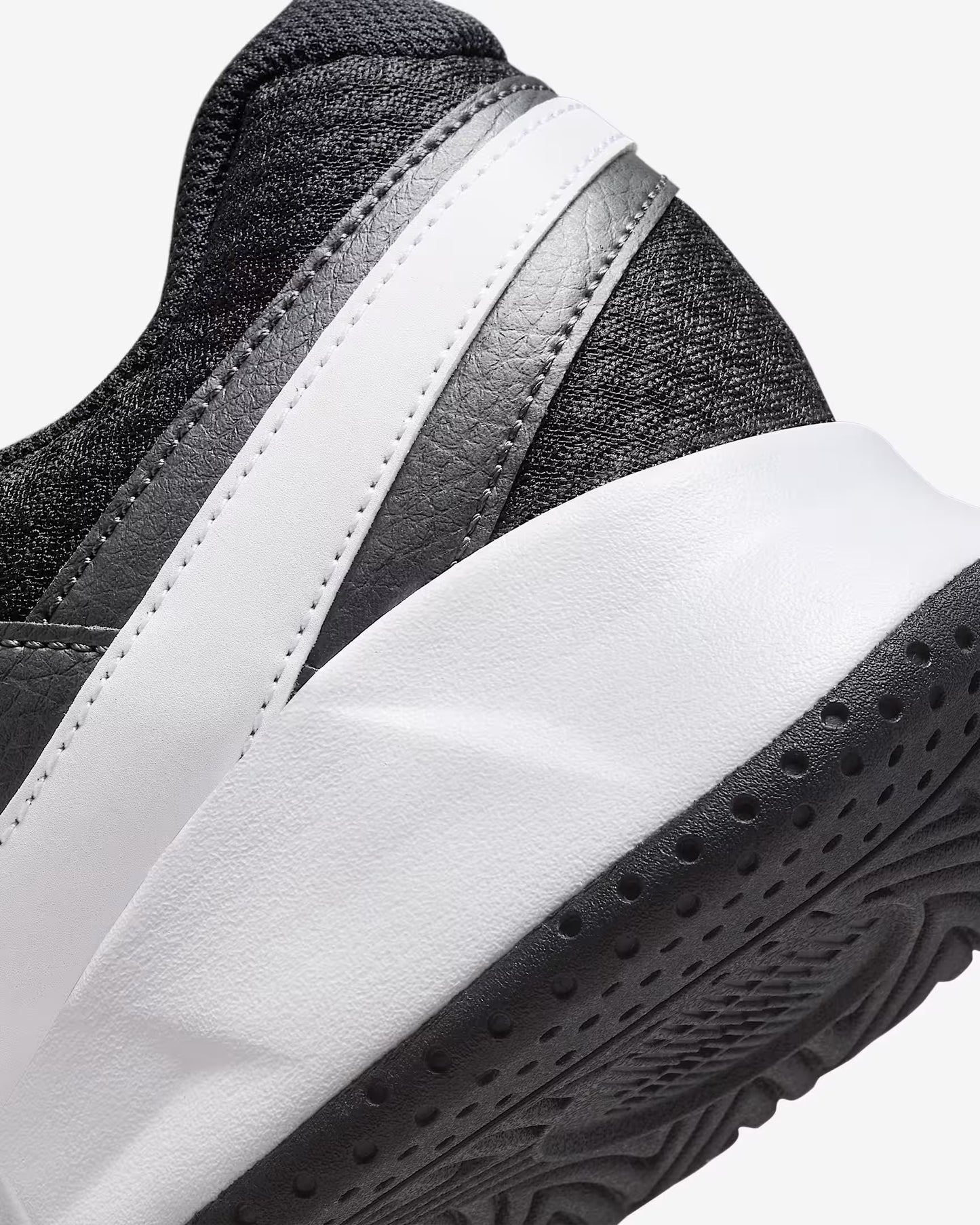 Sport Shoes Nike M NIKE COURT LITE 4