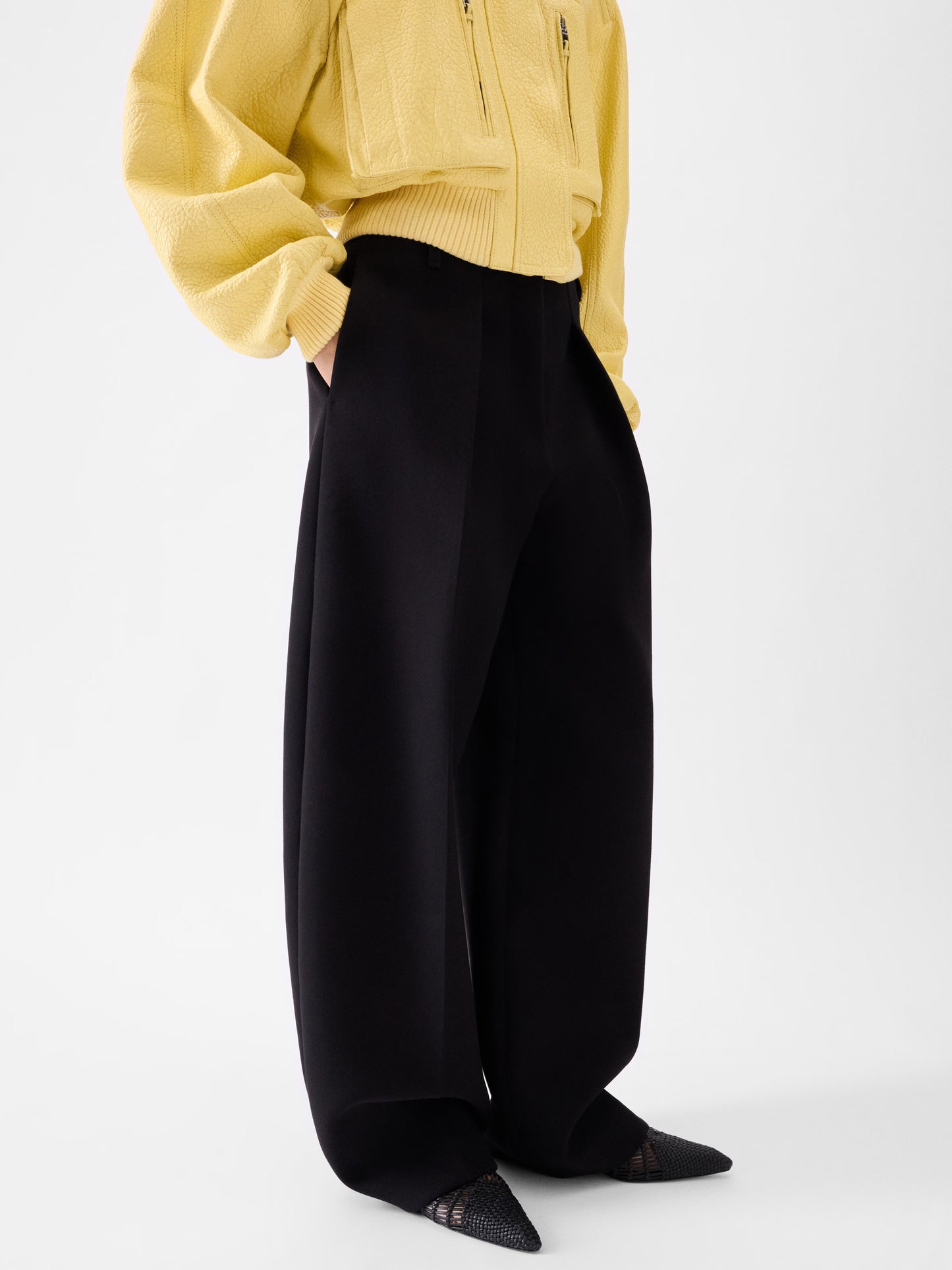 Le Pantalon Ovalo pants
