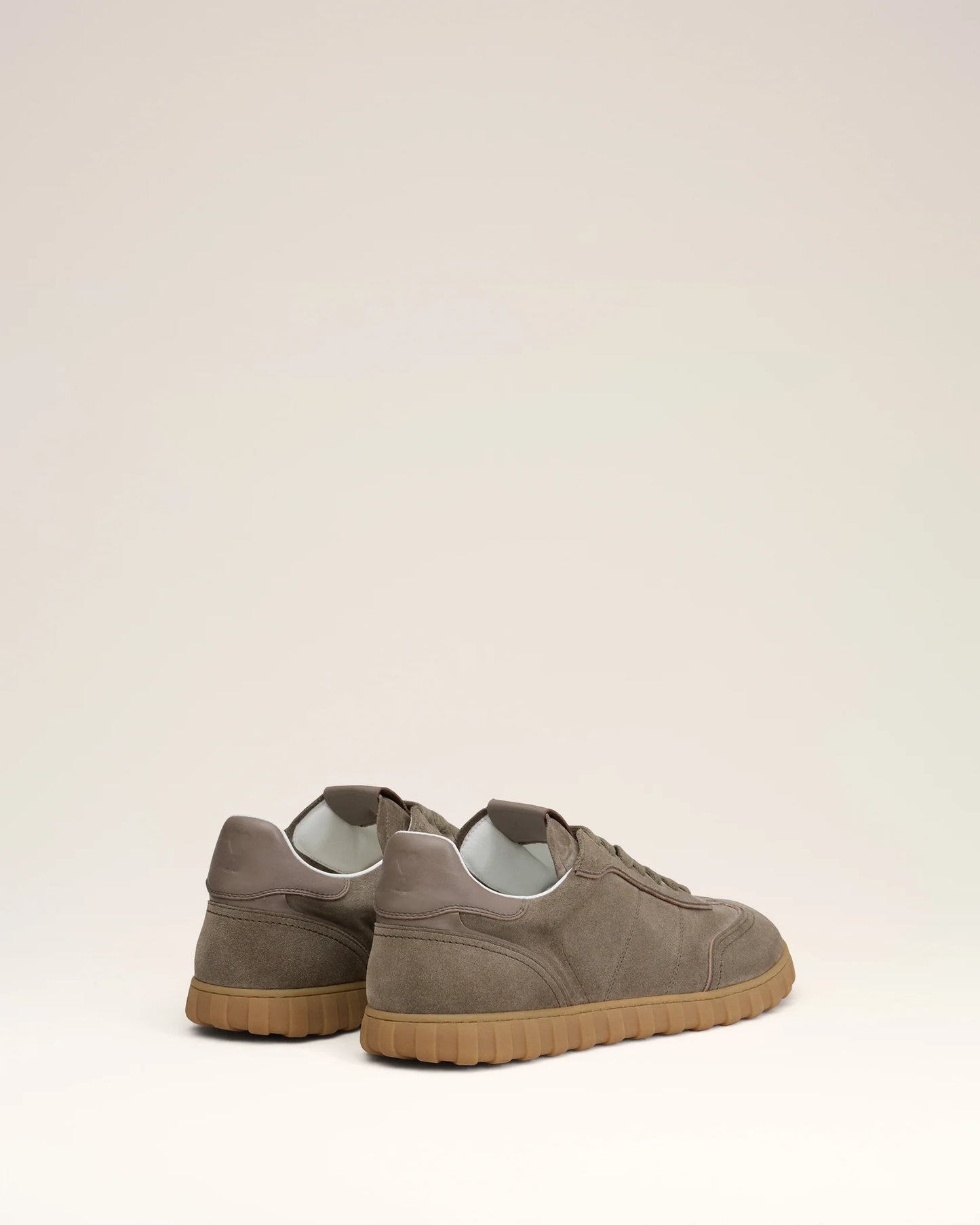 Leather Low Top Step Sneakers