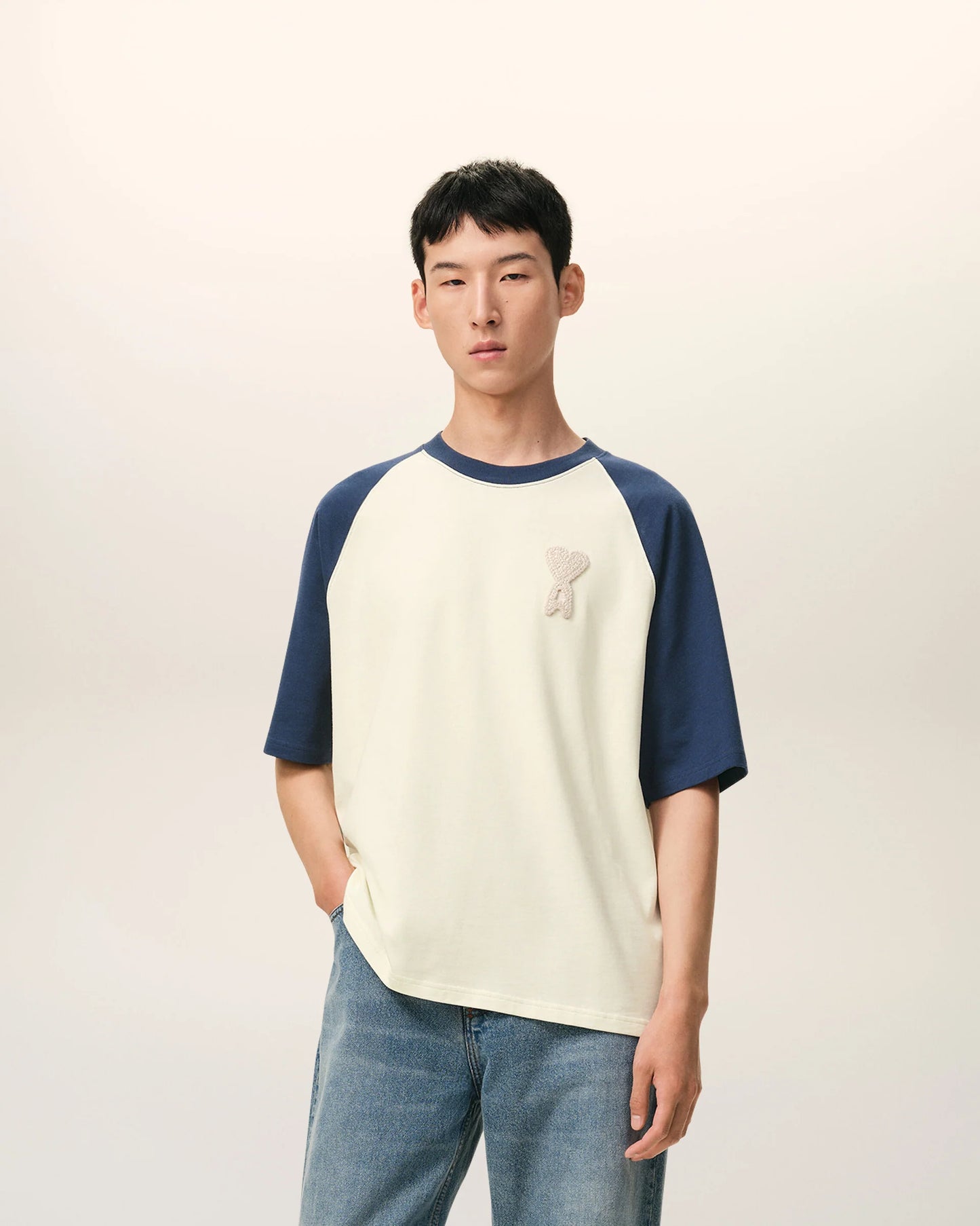 Short Sleeves Boxy Fit T-shirt With Ami De Coeur Knitted Patch