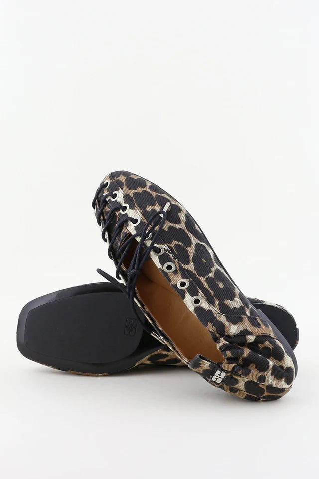 Lace-Up Ballerinas in Leopard Printed Denim