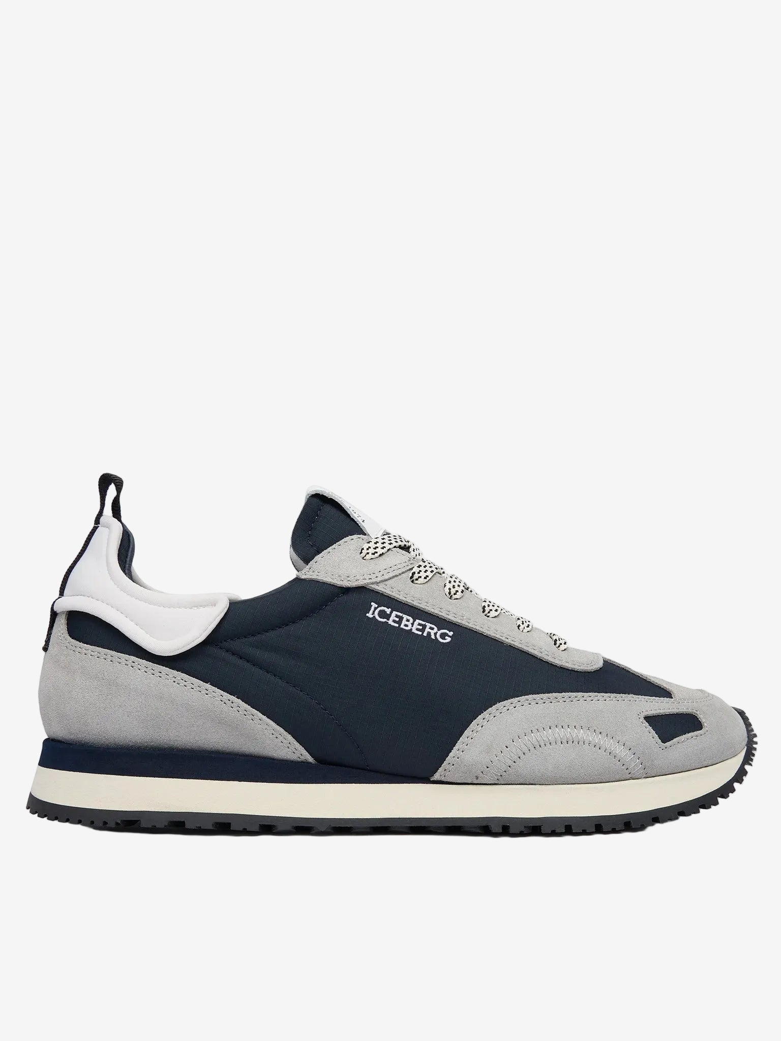 Sneakers UOMO 22E