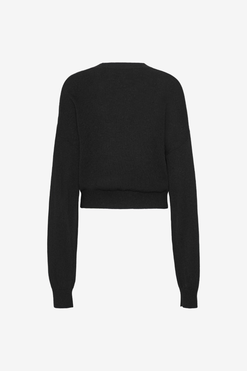 Basic Crewneck sweater
