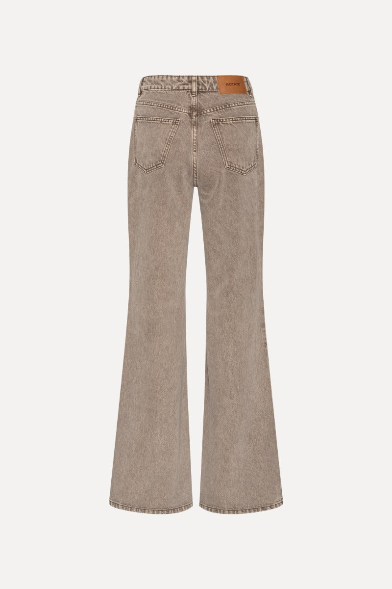 High-waisted flared jeans